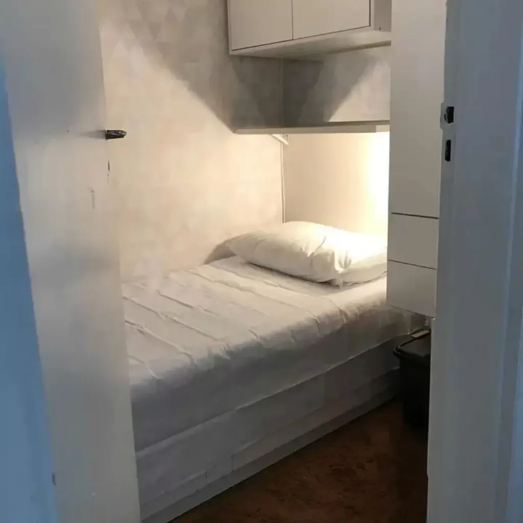Quarto Dependência