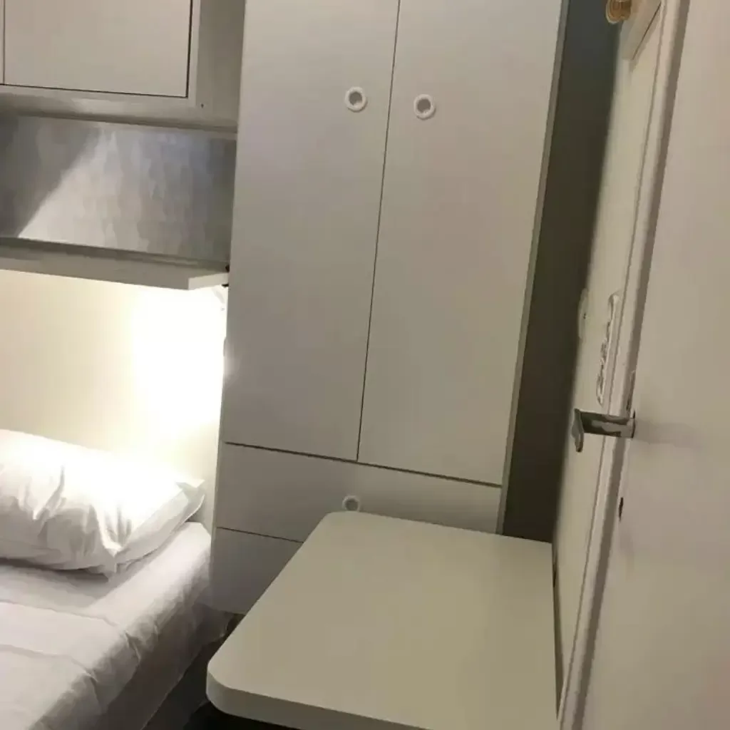 Quarto Dependência